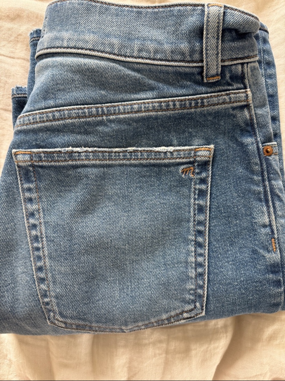 Madewell Vintage Flare Jeans in Faded Blue - Picture 5 of 5